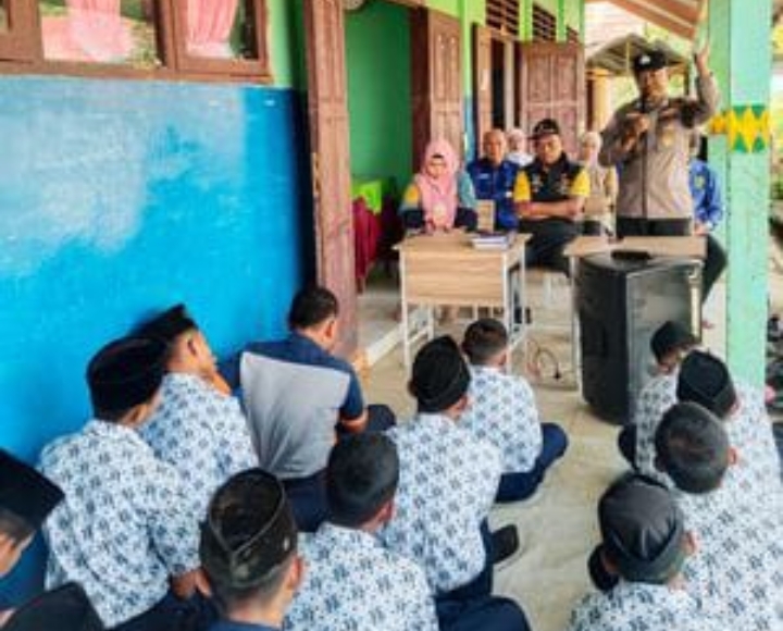 Polsek Semende Edukasi Pelajar Bahaya Narkoba