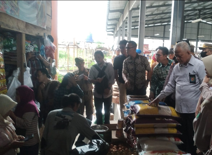 Satgas Pangan Sidak Pasar Muara Enim dan Tanjung Enim, Ini Hasilnya