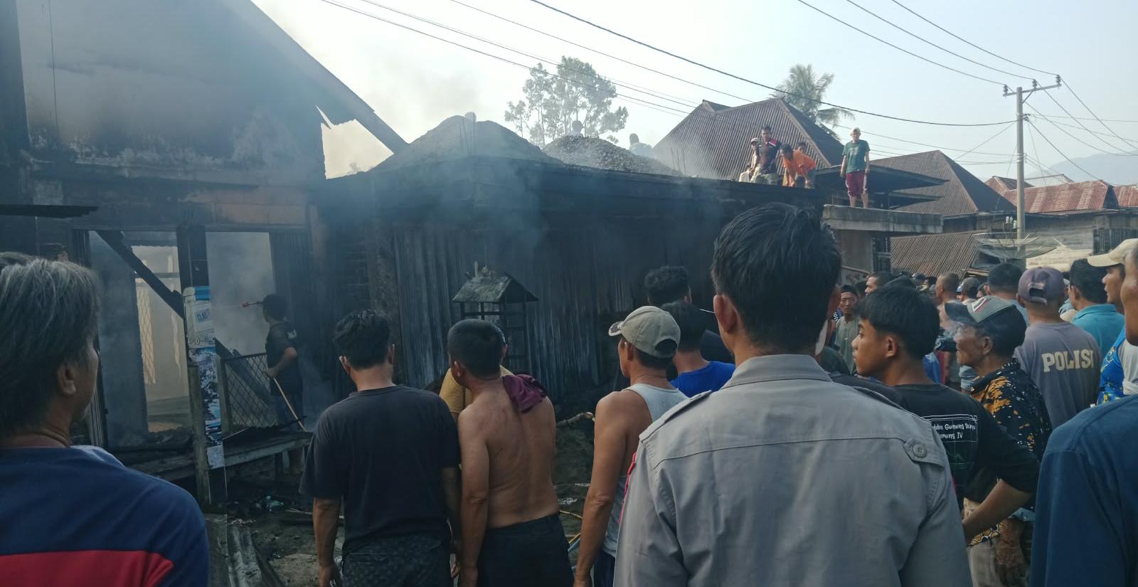 Rumah dan Mobil di Muara Enim Hangus Terbakar, Kerugian Capai Rp600 Juta