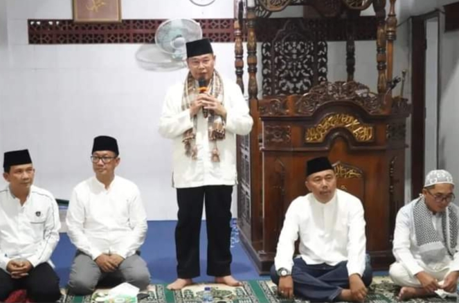 Safari Ramadan di Gelumbang, Emran Imbau Warga Jaga Kebersihan Lingkungan