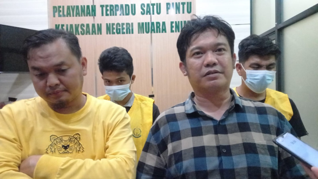 Kejari Muara Enim Eksekusi Putusan MA, 2 Terpidana Kembali Ditahan