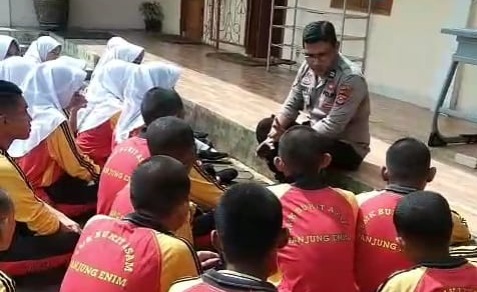 Polsek Lawang Kidul Ajak Siswa Berpacu di Jalur Prestasi