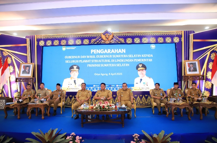 Instruksikan Pejabat Eselon Fokus Hasilkan Produk Melalui Program Kerja Nyata