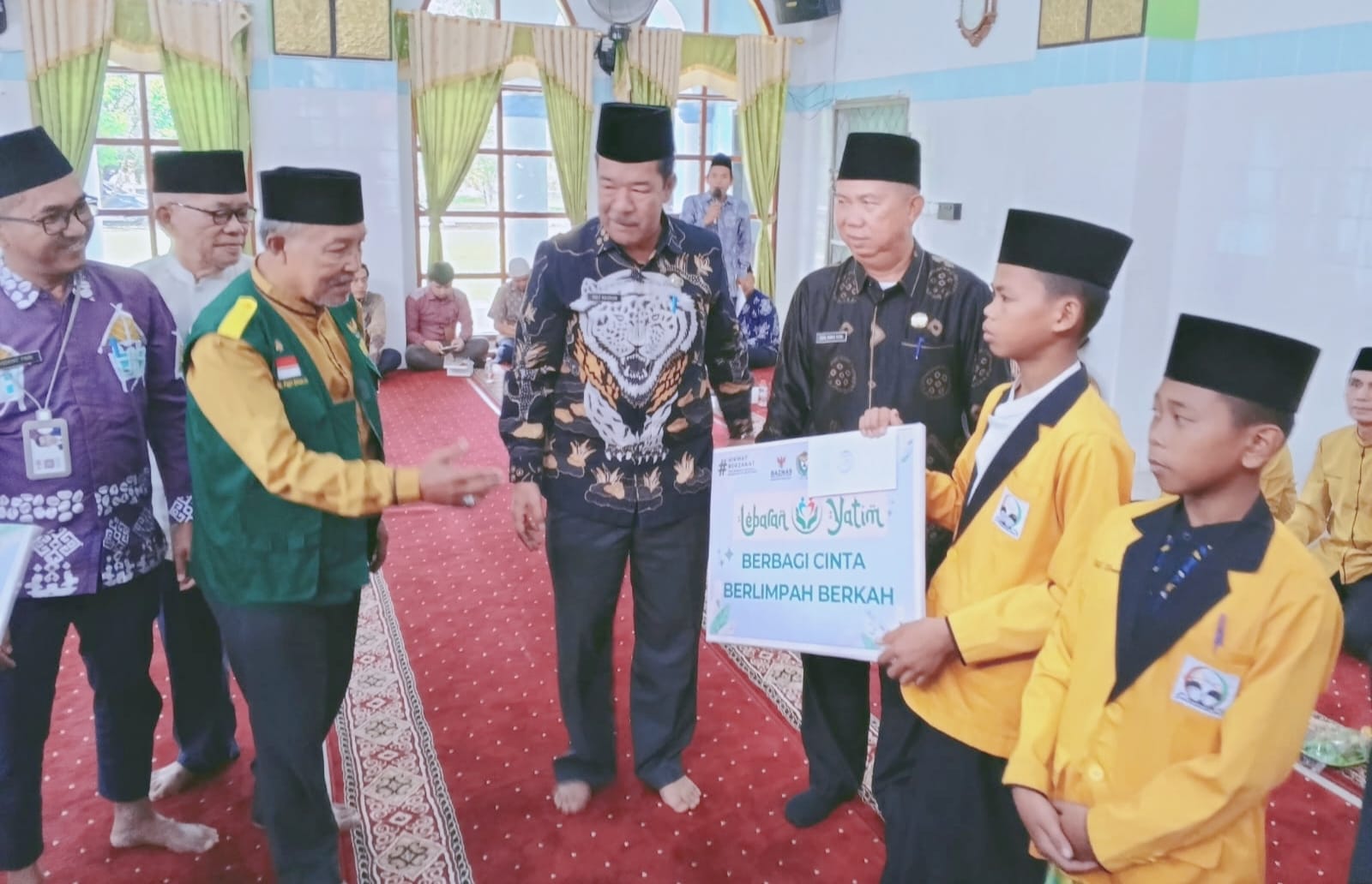 Baznas-Kemenag Muara Enim Santuni 150 Anak Yatim Dhuafa