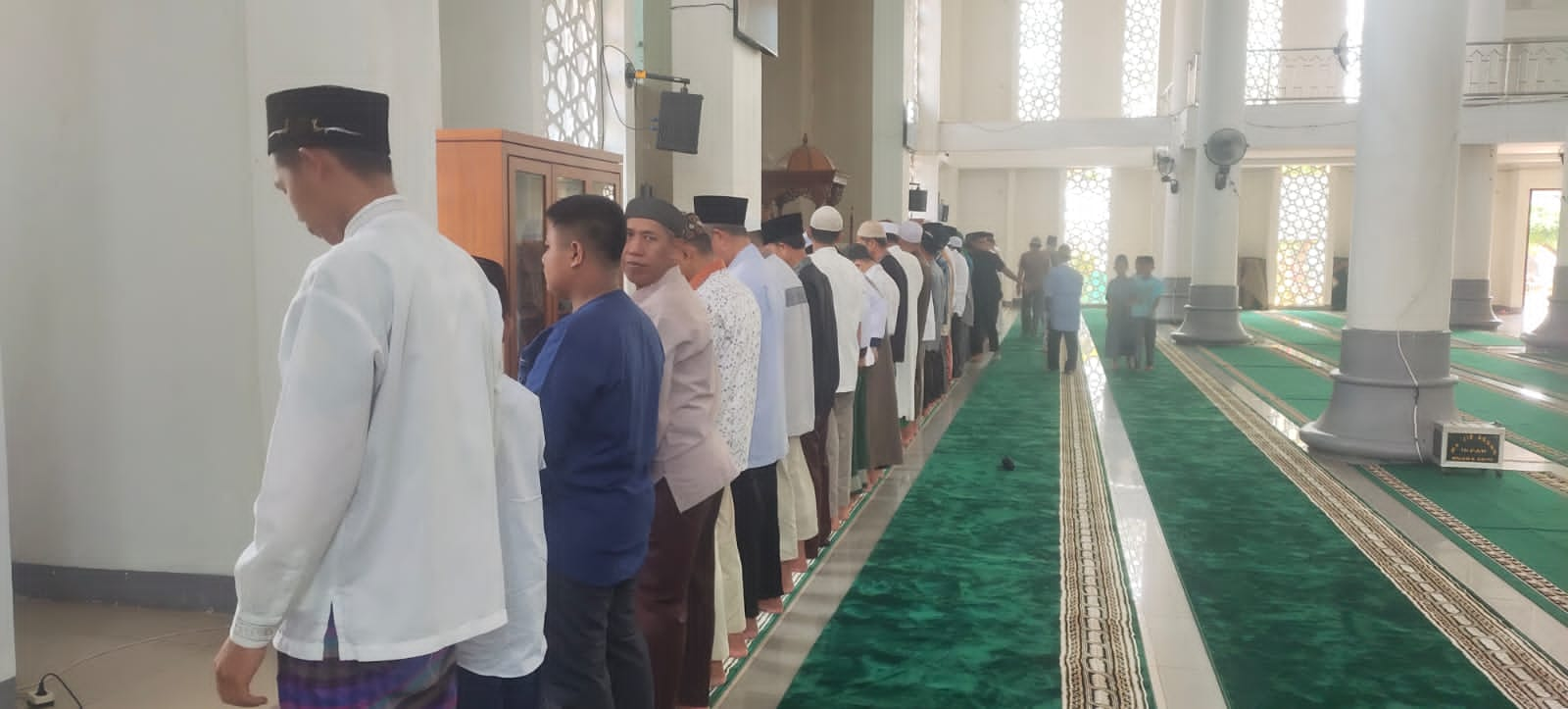 Ada Gerhana Matahari Hibrida, Masjid Agung Muara Enim Gelar Salat Sunnah Kusuf