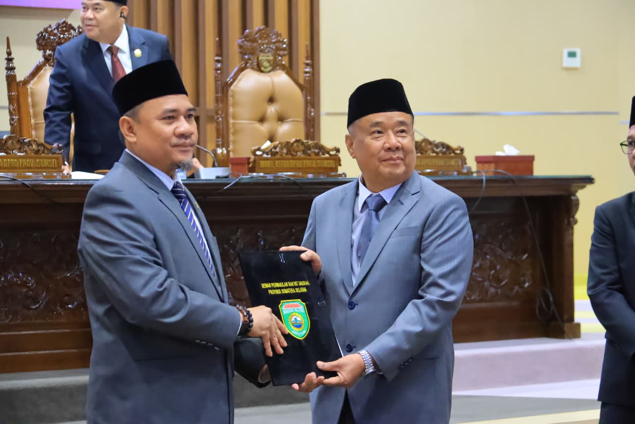 Wagub Cik Ujang Hadiri Paripurna DPRD Sumsel, Sampaikan Jawaban Gubernur atas Pandangan Fraksi