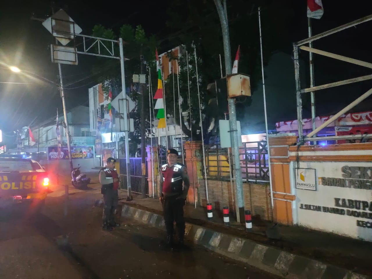 Polres Muara Enim Tingkatkan Patroli di Kantor KPU dan Bawaslu