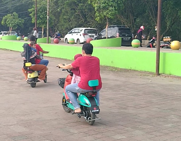 Yuk Ketahui Soal Aturan Sepeda Listrik Melintas di Jalan Raya, Ini Permenhubnya