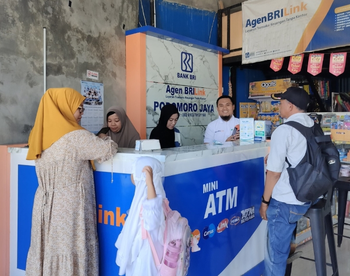 AgenBRILink Dekatkan Akses Layanan Keuangan bagi Petani di Kabupaten Gowa