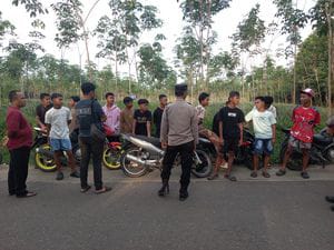 Patroli Edukatif Polsek Lembak Cegah Balap Liar