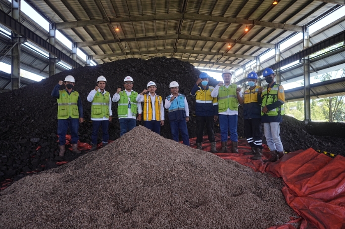 PTBA Perkuat Langkah Menuju Energi Bersih Lewat Uji Coba Co-Firing Wood Pellet di PLTU Tanjung Enim
