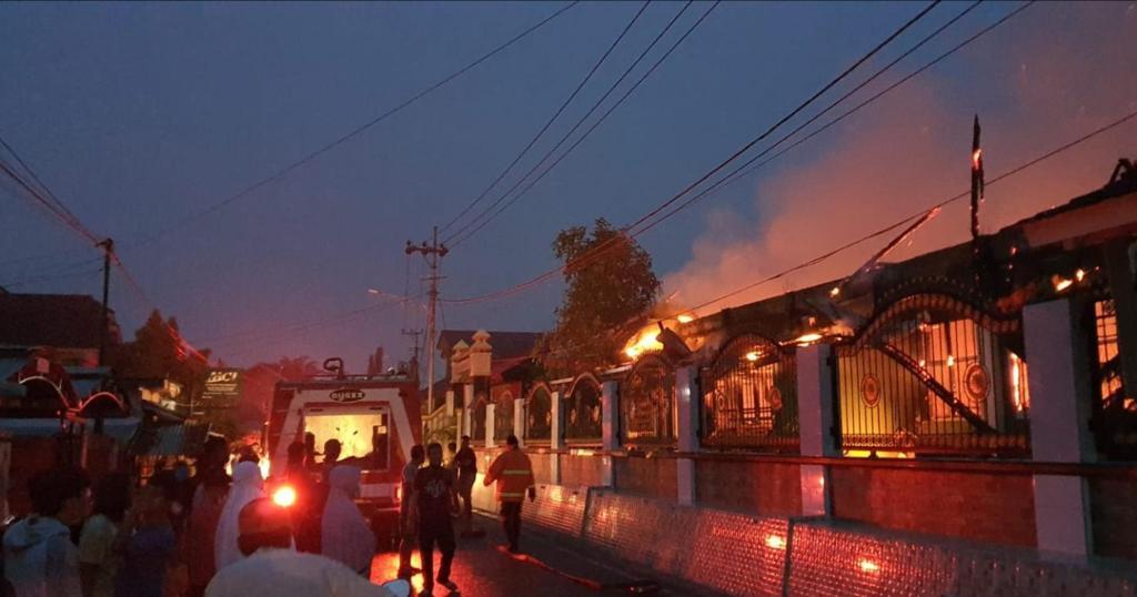 SMPN 1 Prabumulih Terbakar, Kejadian Menjelang Subuh Tadi