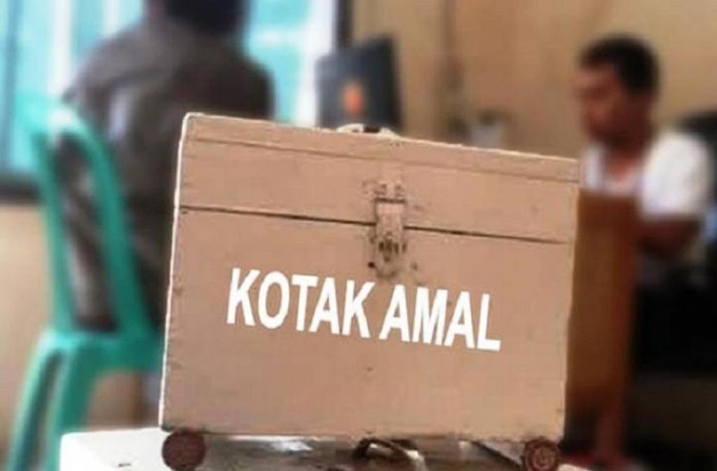 Astaga! Bapak Ini Curi Uang Kotak Amal untuk Bayar Nikahan Anak