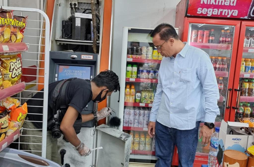 Pencuri Incar ATM BRI di Alfamart, Rokok Berbagai Merek Dibawa Kabur