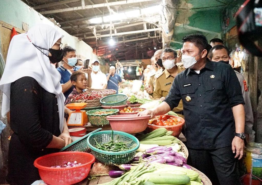 Jelang Ramadan, Herman Deru Cek Pasokan dan Harga Bahan Pokok