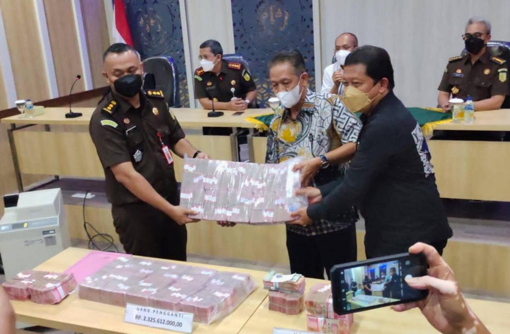 Mantan Bupati Muara Enim Kembalikan Uang Negara Rp2,3 Miliar