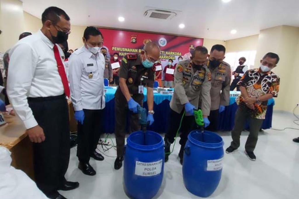 Polda Sumsel Musnahkan Barang Bukti Sabu Seberat 18,3 Kg