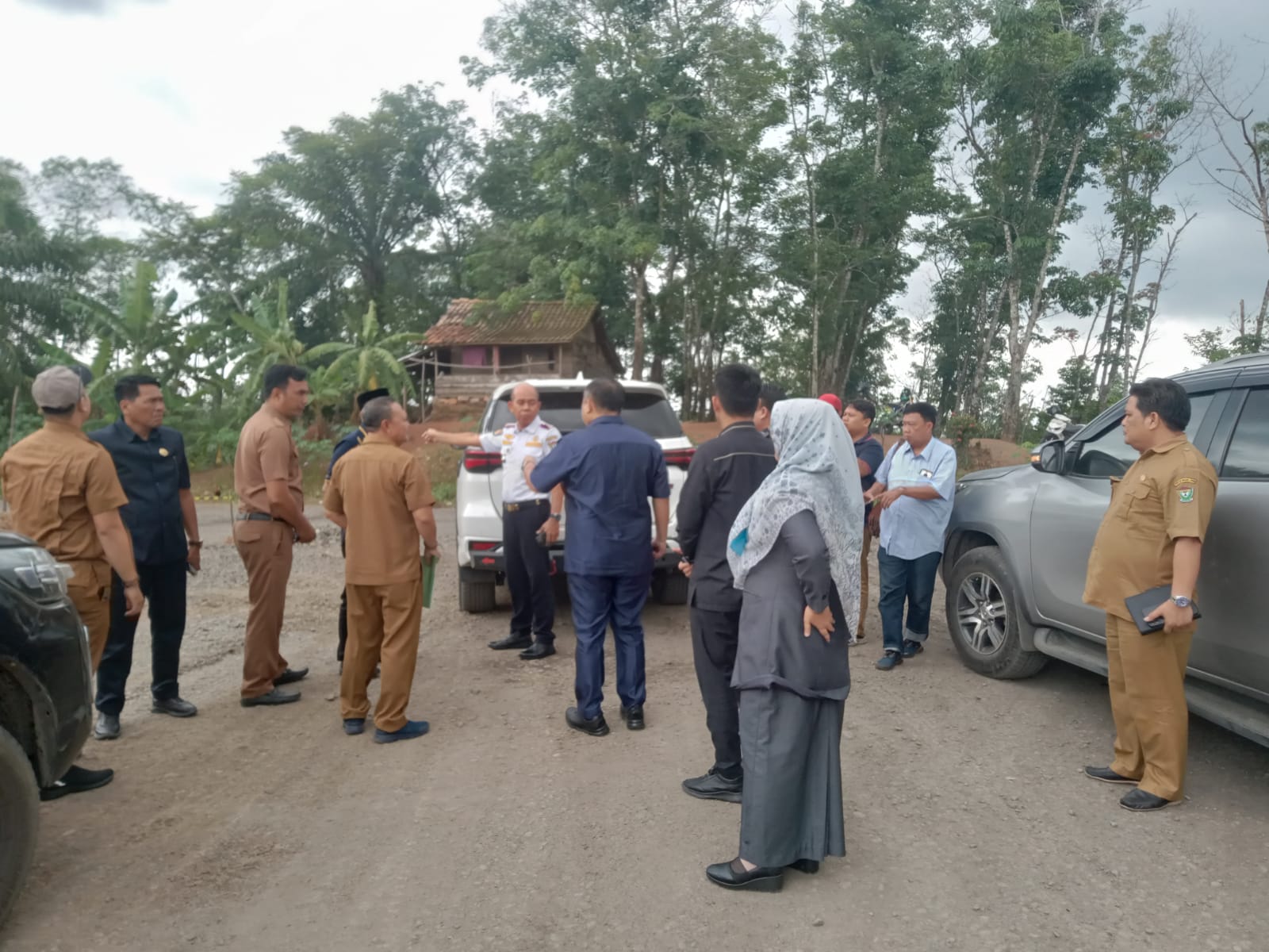 DPRD Muara Enim Sesalkan Pemerintah Kecolongan, Temukan Jalan Crossing Tidak Memiliki Izin