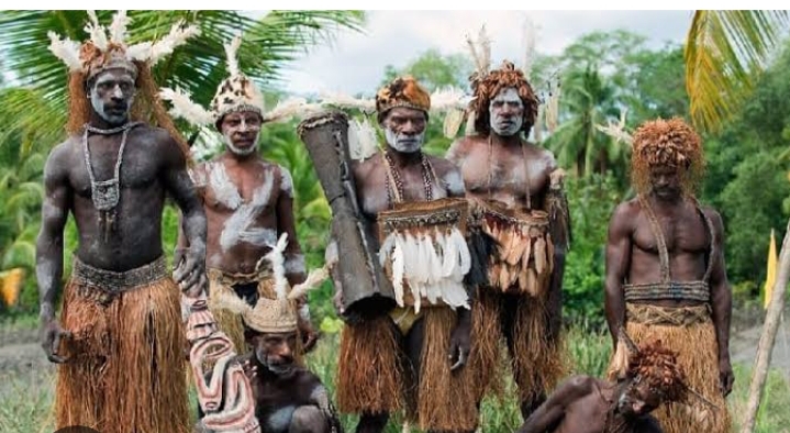 Inilah 5 Suku Terkenal di Indonesia Karena Kesaktiannya