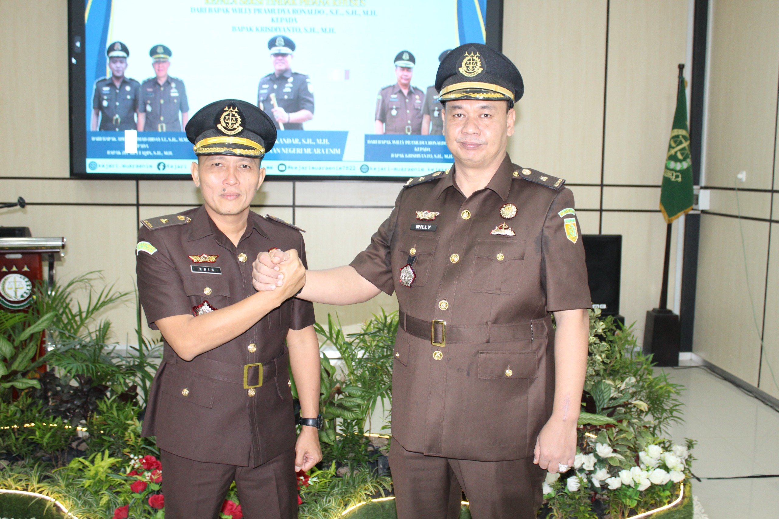 2 Pejabat Kejari Muara Enim Dapat Promosi