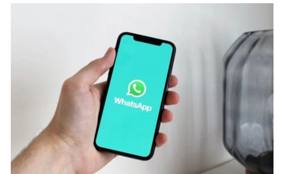  12 Fitur Tersembunyi WhatsApp, Nomor 9 Bisa Balas Chat Secara Privat di Grup