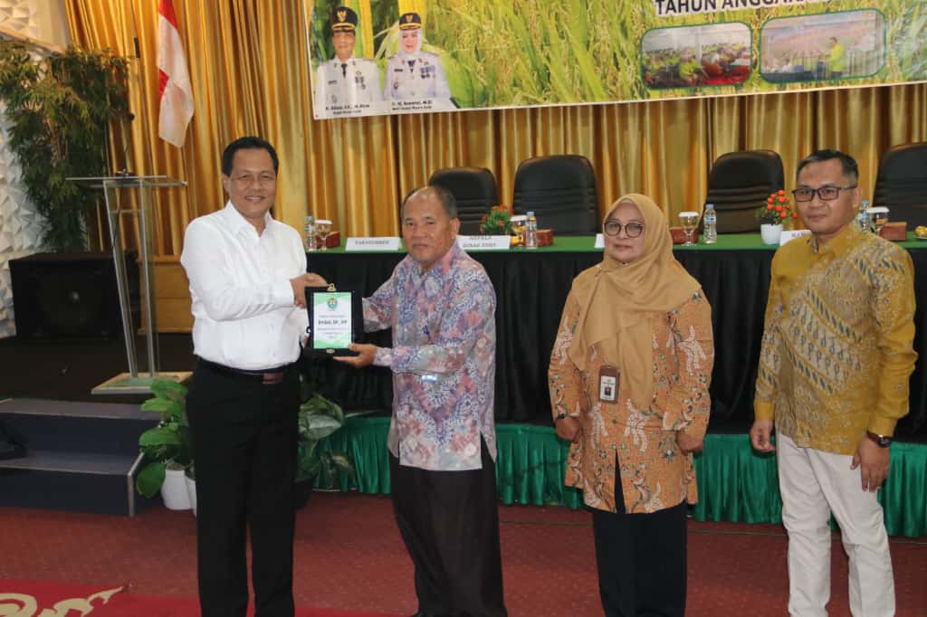 Bupati Edison Minta Penyuluh Pertanian Manfaatkan Teknologi Dukung Swasembada Pangan Daerah