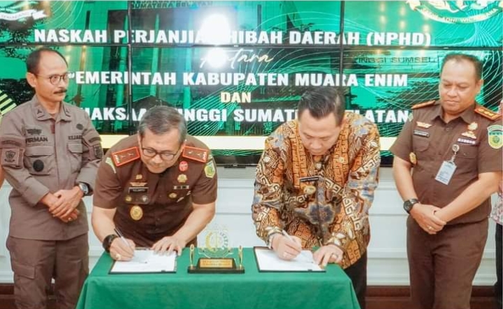 Pj Bupati Muara Enim-Kajati Sumsel Tandatangani NPHD Dukungan Pembangunan Sport Center