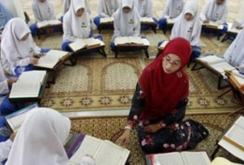  Cara Mudah Mengkhatam Al Quran Selama Ramadhan, Ini Trik-nya