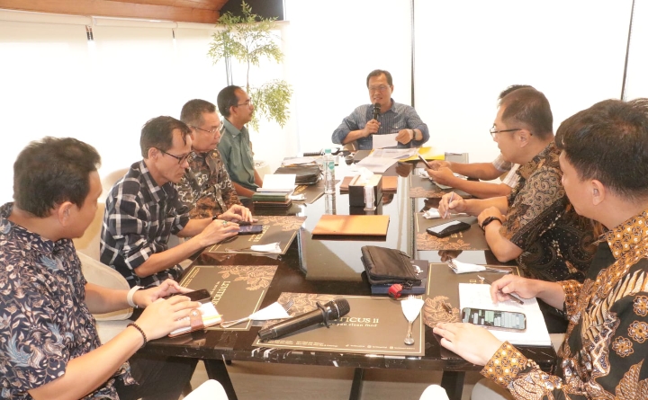 Bupati Edison Minta PT RMKE Tingkatkan Kontribusi Dana Peran Serta