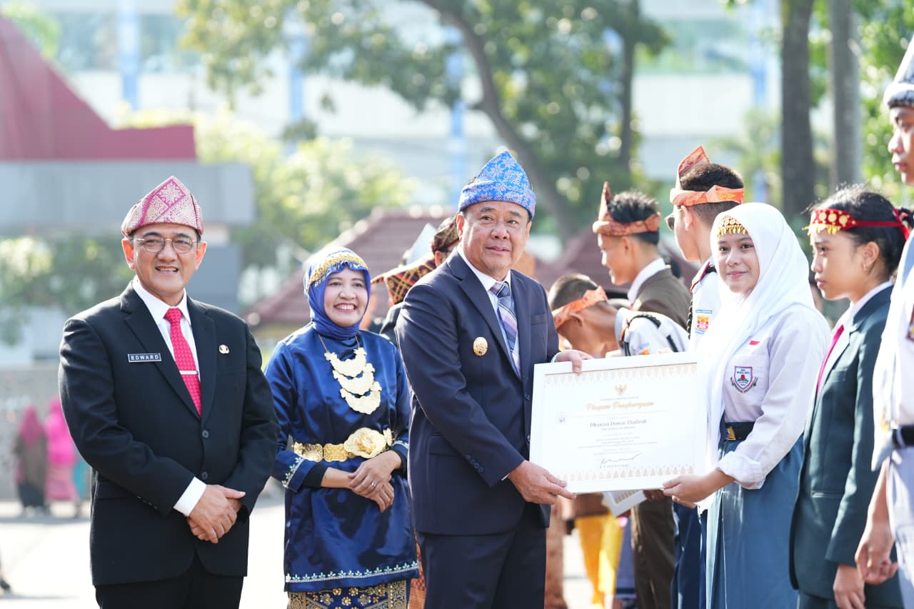 Wagub Sumsel Tekankan Peningkatan Kualitas Pendidikan pada Upacara Hardiknas 2026