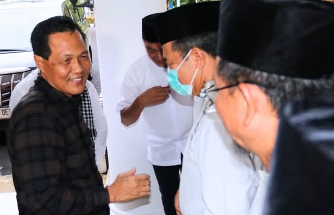 Tiba di Rumah Dinas, Bupati Muara Enim Disambut OPD Sekaligus Berbuka Puasa Bersama