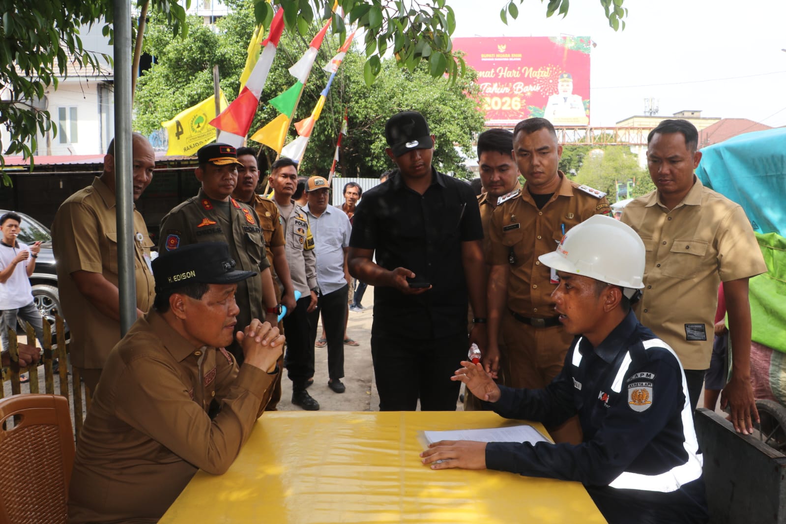 Bupati Edison Minta KAI Cari Solusi Atasi Banjir
