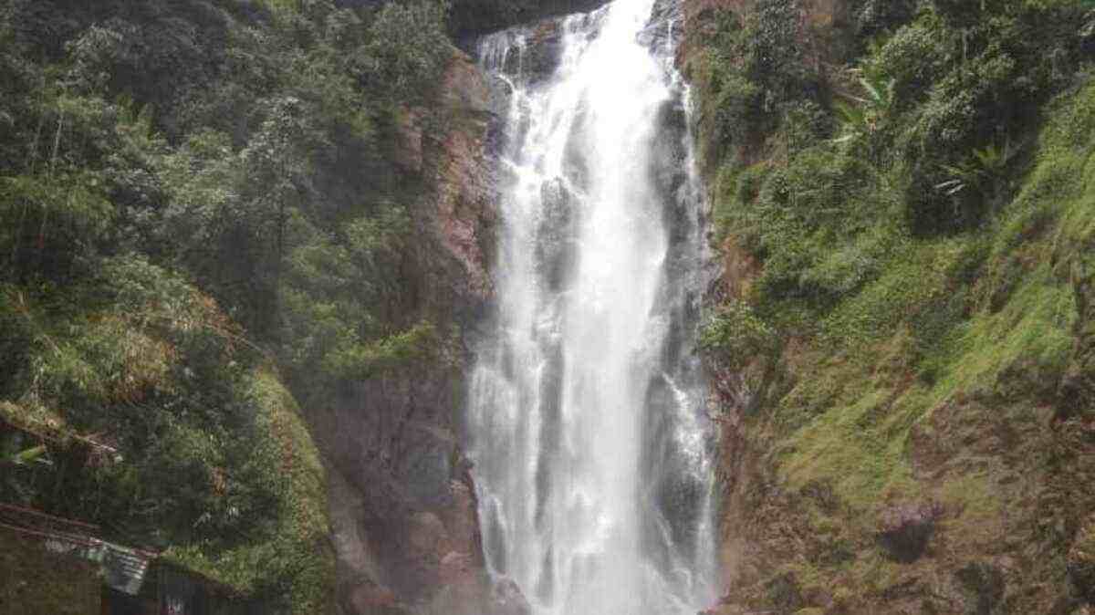 Taukah Kamu Air Terjun Tertinggi di Sumsel ada di Kabupaten Muara Enim? Yuk, Cek Lokasinya Disini 