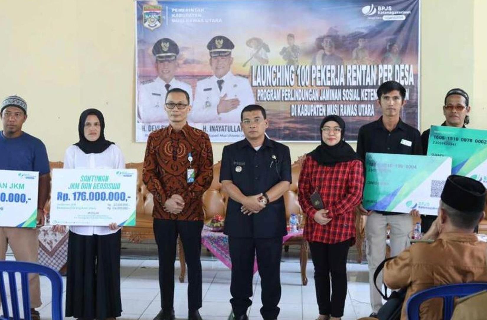 Launching 100 Pekerja Rentan per Desa Program Jaminan Sosial BPJS Ketenagakerjaan