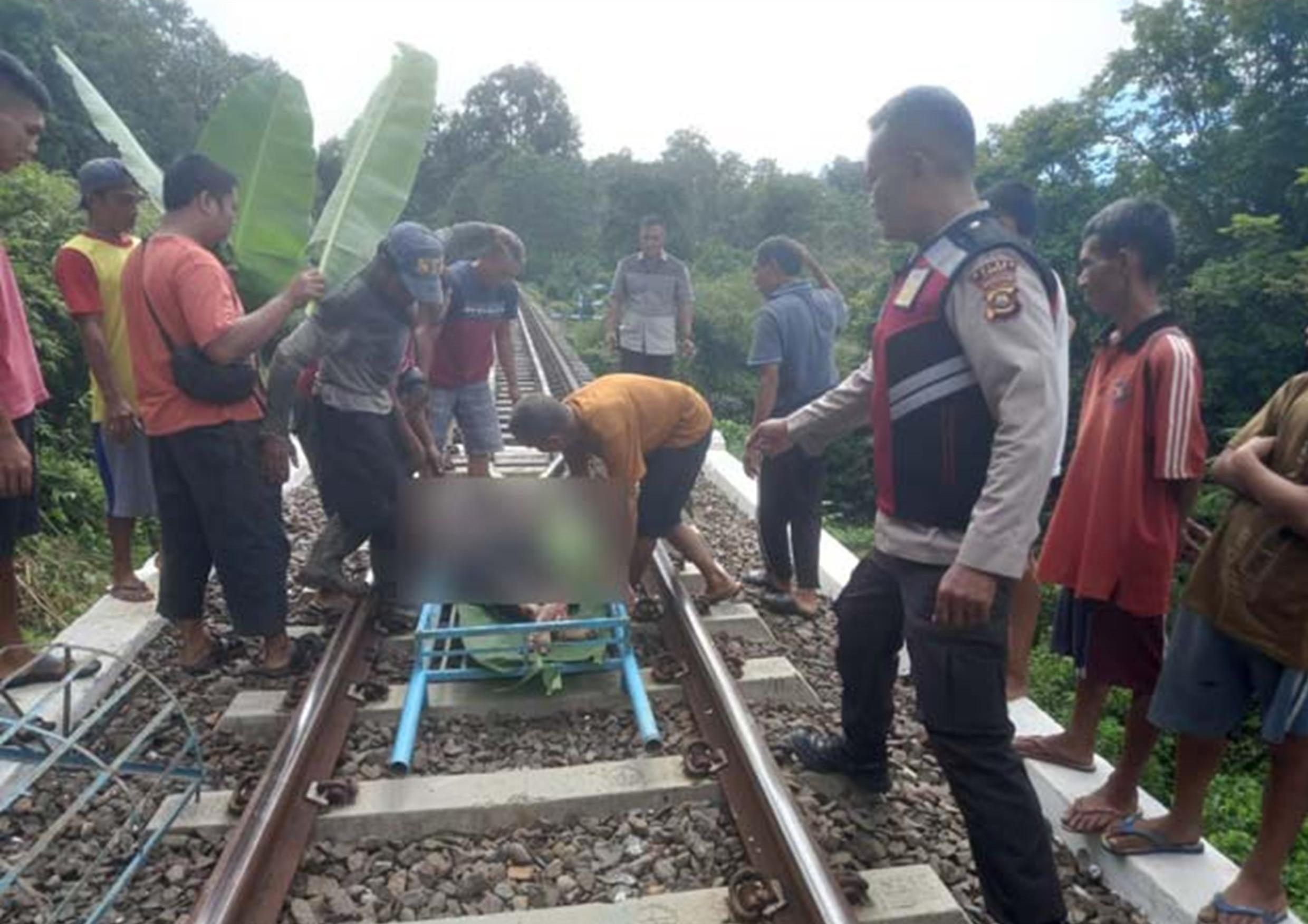 Pulang Menyadap Karet, Warga Lahat Tewas Tertabrak Kereta Api