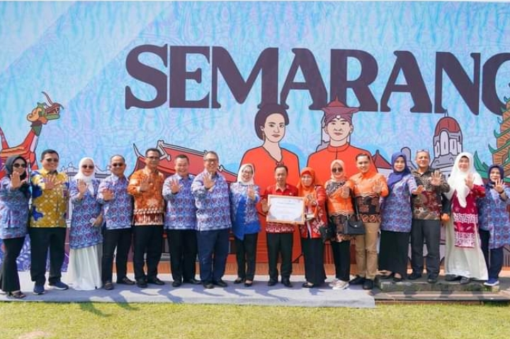 Pj Bupati Muara Enim Apresiasi PIK-R Gembira SMP Negeri 1 SDL, Berhasil Raih Genre Award 2024