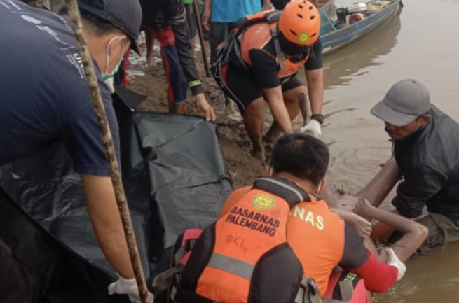 Bocah SD di Muara Enim Ini Ditemukan Sejauh 20 Km dari Lokasi Tenggelam di Sungai Lematang