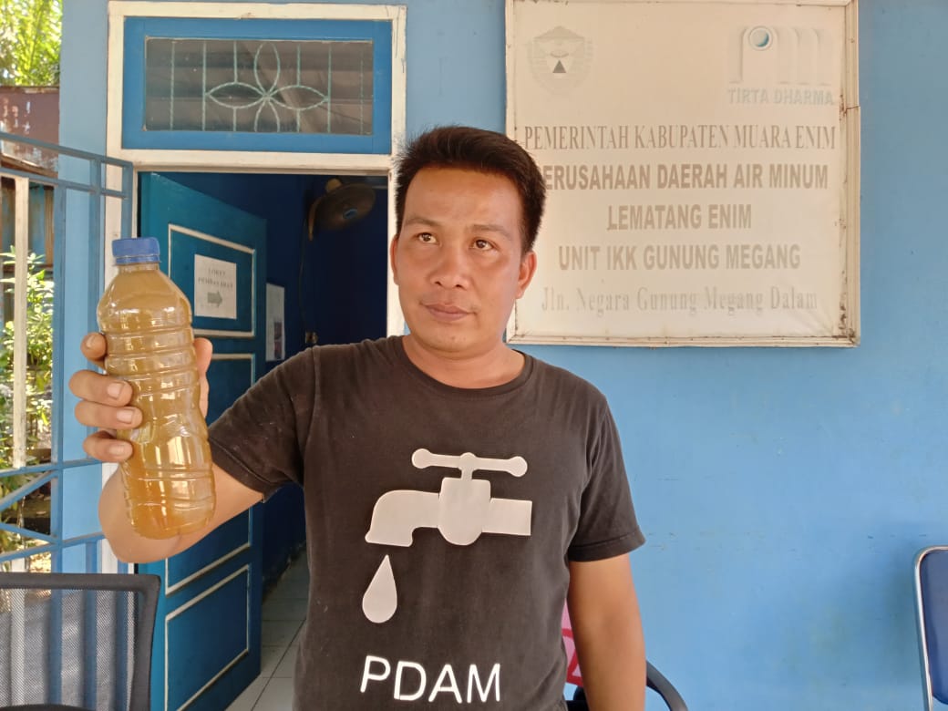 Diduga Sungai Lengi Tercemar Limbah Tambang, 3 Hari Gunung Megang Krisis Air Bersih