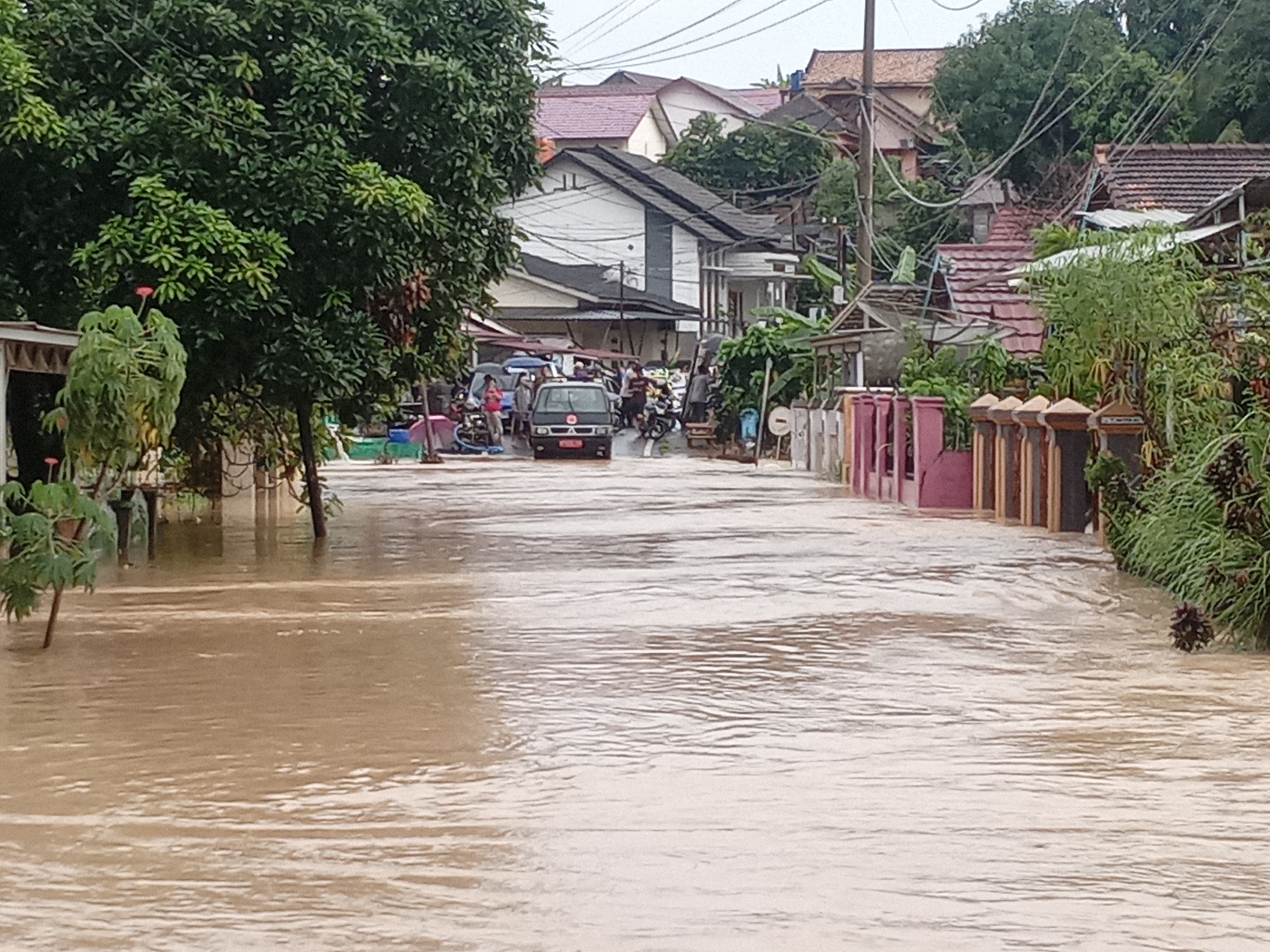 Ratusan Rumah di Muara Enim Terendam Banjir, Warga Keluhkan Drainase dan Keberadaan Kolam Retensi