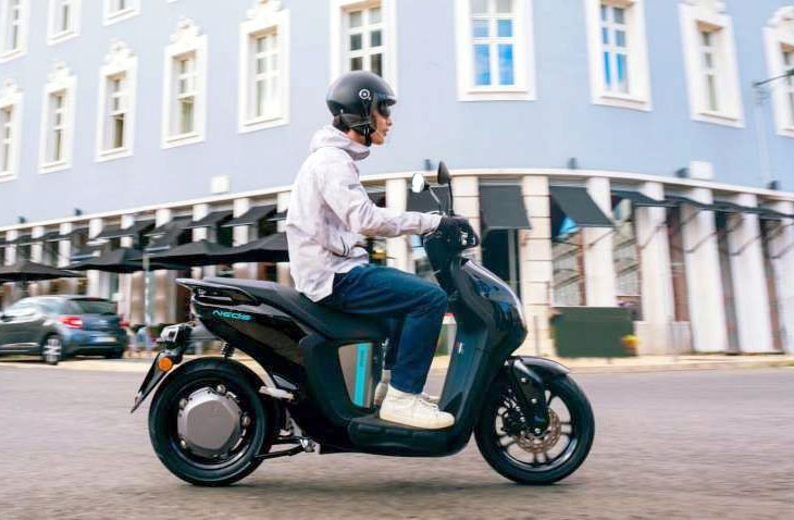 Sepeda Motor Listrik Yamaha Neo dengan Slot Baterai Ekstra! Ini Spesifikasi Lengkapnya 