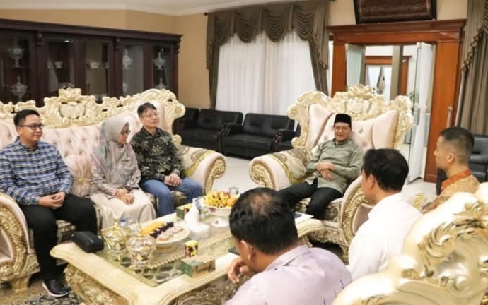 Bupati Edison Minta PLTU Sumsel 8 Alokasikan Listrik Khusus Warga Muara Enim