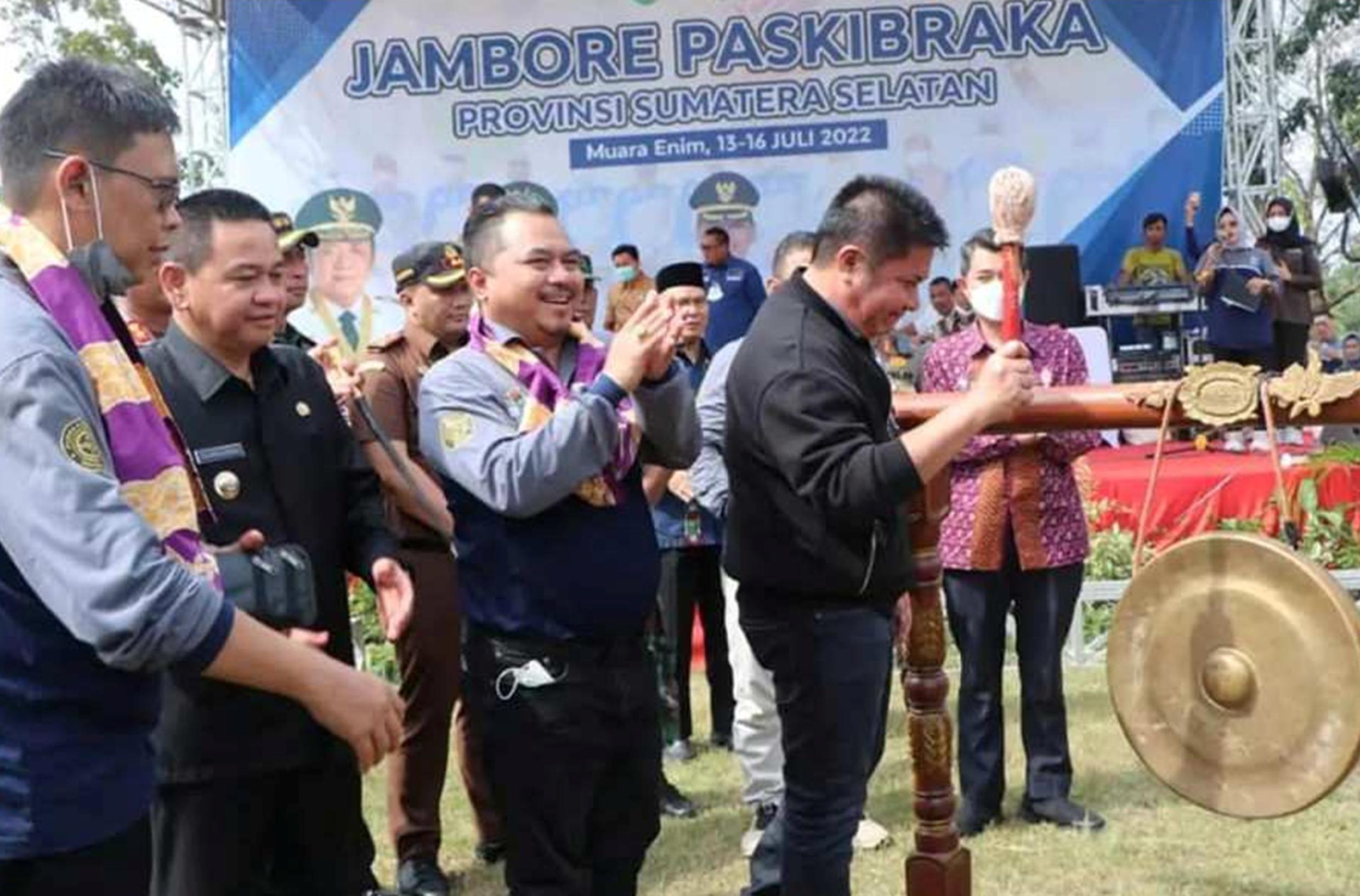 Bupati Kurniawan Dorong Generasi Muda Miliki Keterampilan yang Unggul