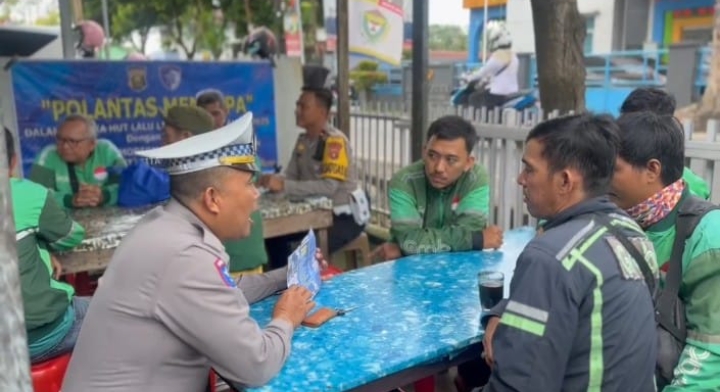 Polantas Ngopi Bareng Ojol Muara Enim