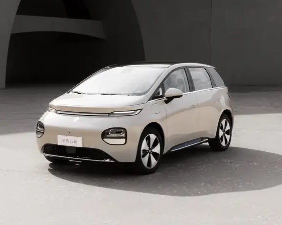 Disebut Bakal Menjadi Pesaing Yarris Cross, Ini Penampakan Wuling Cloud EV