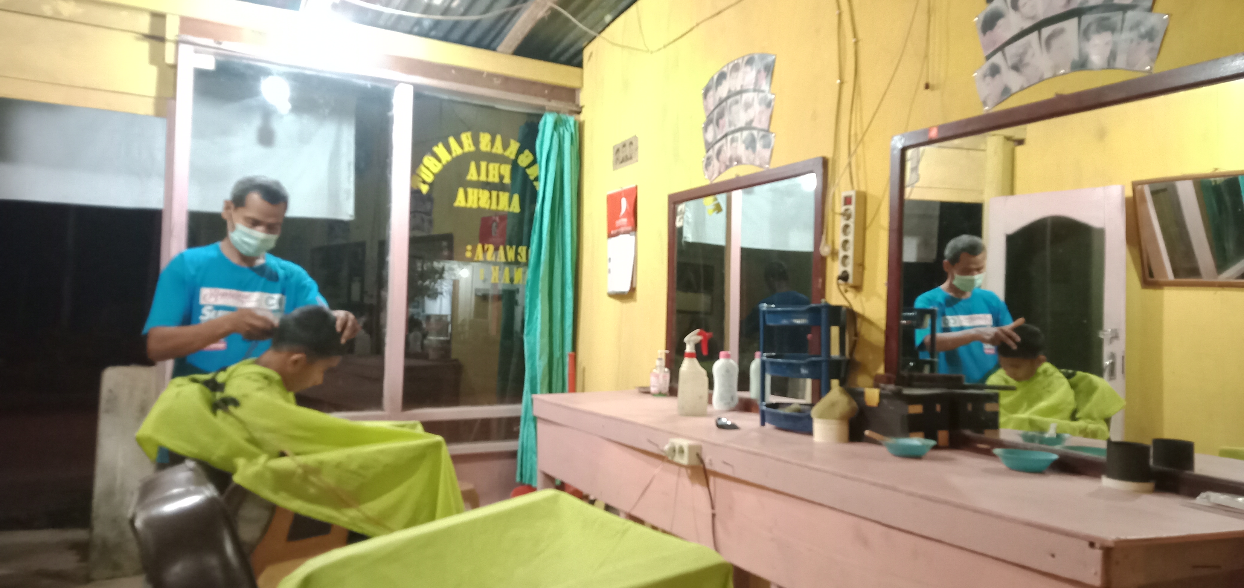 Masuk Sekolah Rambut Baru! Ini Salah Satu Pangkas Rambut yang Banyak Dikunjungi Pelajar di Muara Enim Sumsel