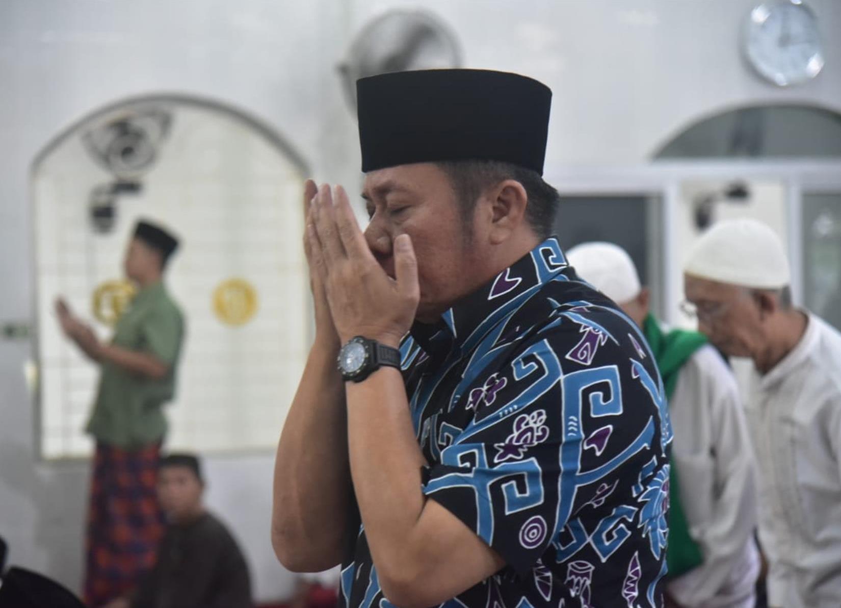Gubernur Sumsel Herman Deru Ingatkan Pengurus Masjid Tidak Minta-minta di Jalan Raya