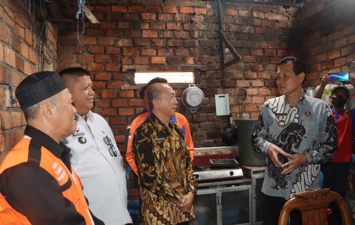 Bupati Edison Imbau Masyarakat Muara Enim Rutin Periksa Instalasi Listrik