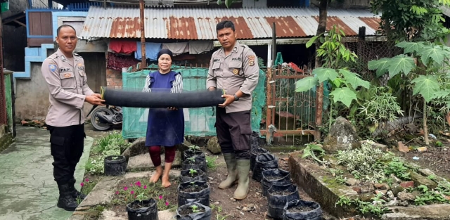 Polri Dukung Ketahanan Pangan Melalui Program P2B di Desa Tegal Rejo