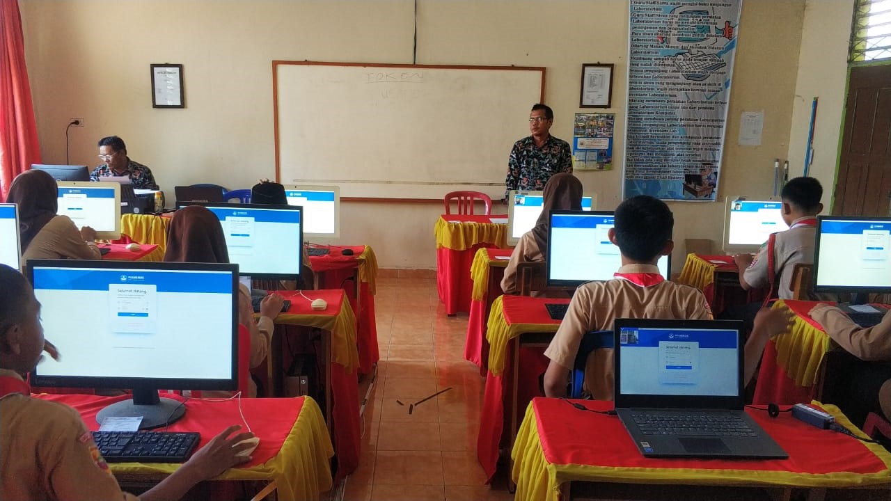 Tingkatkan Mutu Pendidikan, MTs Negeri 2 Muara Enim Sukses Gelar ANBK 2025