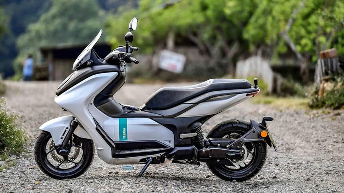Spesifikasi Futuristik Harga Goib, Ini Fitur Motor Listrik Yamaha E01 yang Siap Menjadi Kendaraan Masa Depan